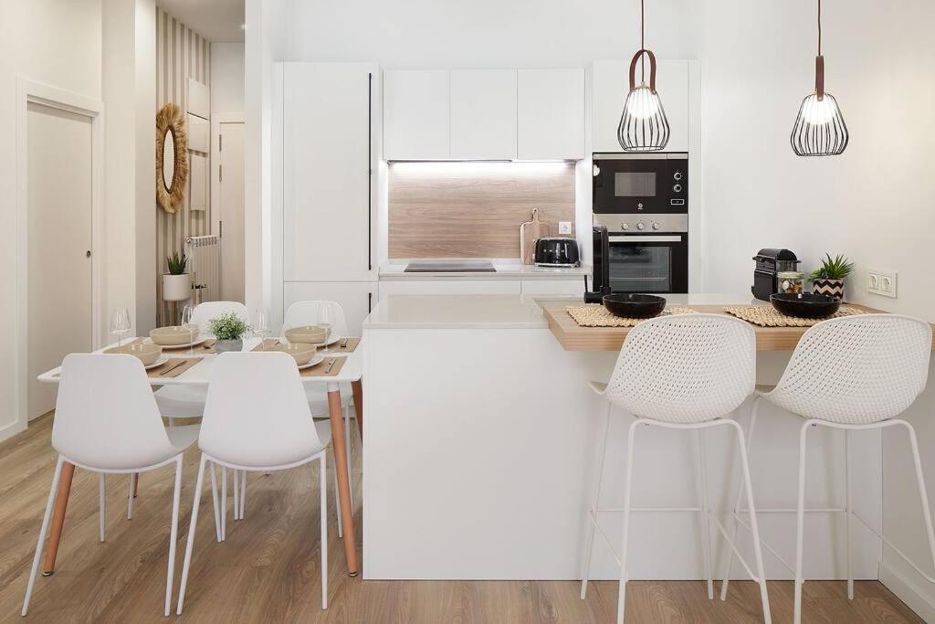 סן סבסטיאן Nuevo Apartamento En El Centro De Donosti מראה חיצוני תמונה